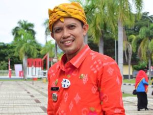 Gerak Cepat Sekdis Sosial Parigi Moutong, Bantu Kebutuhan Seorang Lansia