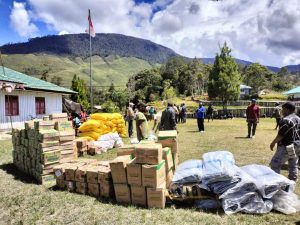 PASCA BANJIR DI PAPUA BNPB BERIKAN DSP 500 JUTA