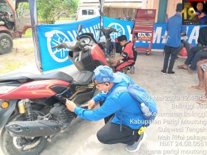 RESPON PEDULI AKAI JAYA PARIGI BUKA SERVIS GRATIS DI LOKASI BENCANA DI KECAMATAN BALINGGI