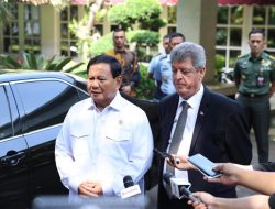 Menteri Pertahanan Prabowo Subianto Terima Kunjungan Kehormatan Dubes Palestina untuk Bahas Pengiriman Bantuan Kapal Rumah Sakit