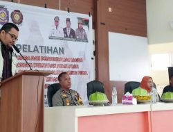 PJ Bupati Richard Arnaldo Tutup Pelatihan Penanganan Anti Huru Hara Dengan Resmi