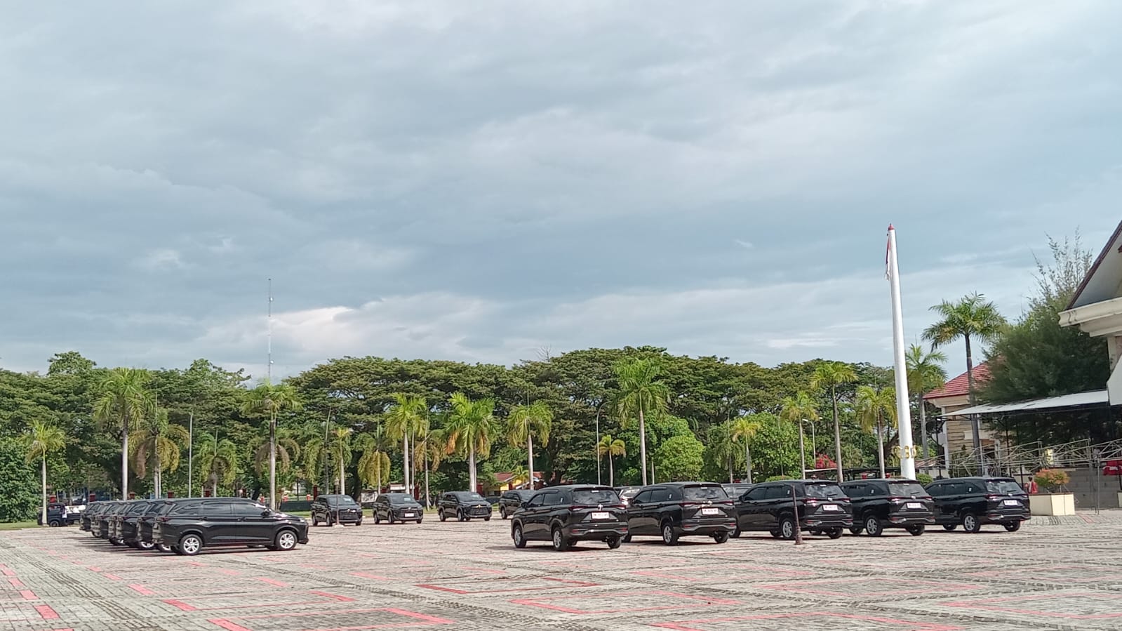 23 unit mobil operasional camat se Kabupaten Parimo.foto Mat Daniali(02/02/2024)