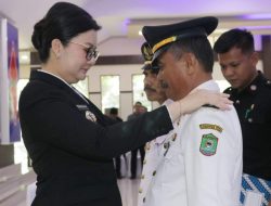 Bupati Poso Lantik Pejabat, Mengingatkan Pentingnya Pelayanan Masyarakat Dengan Sepenuh Hati