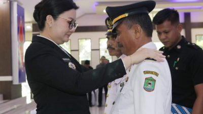 Bupati Poso Lantik Pejabat, Mengingatkan Pentingnya Pelayanan Masyarakat Dengan Sepenuh Hati