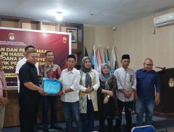KPU Parimo Serahkan Hasil Audit Dana Kampanye Ke Parpol Peserta Pemilu 2024