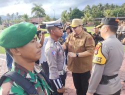 Pj Bupati Richard Arnaldo Didampingi Kapolres Jovan Reagan Sumual Pimpin Apel Gelar Pasukan Operasi Ketupat Tinombala 2024