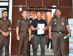 Taksir Kerugian Negara Sebesar 1.300.000.000 Kejari Donggala Tahan Empat Tersangka