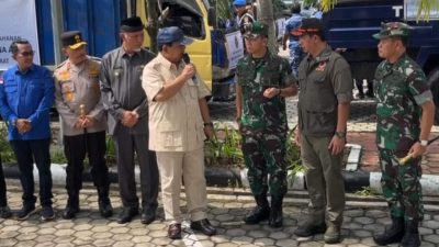 Prabowo Serahkan Bantuan Ke Sumbar Untuk Penyintas Bencana Banjir Lahar Dan Tanah Longsor