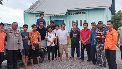 Kapten KM Tatrik dan 17 ABK Selamat Setelah Hanyut di Teluk Tomini