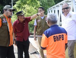 Ketua DPRD Parigi Moutong dan Pj Bupati Dampingi Anggota Komisi VIII DPR RI Kunjungi Palasa Pasca Banjir Bandang