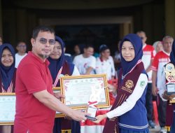 Bupati Bolmut Lepas Kontingen Marching Band dan Serahkan Penghargaan Literasi