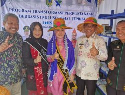 Gubernur Sulteng Kukuhkan Hestiwati Nanga Sebagai Bunda Literasi Parigi Moutong di Festival Literasi 2025